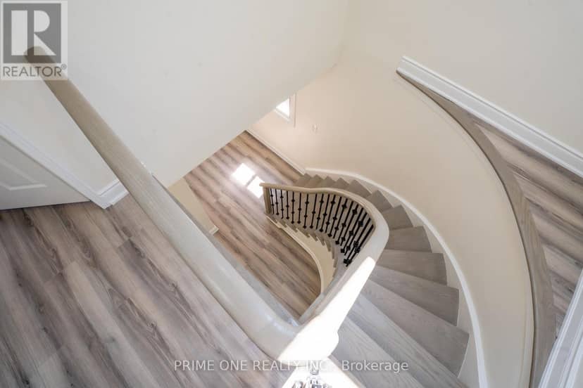 3290 Cambourne Crescent — photo 19 of 40