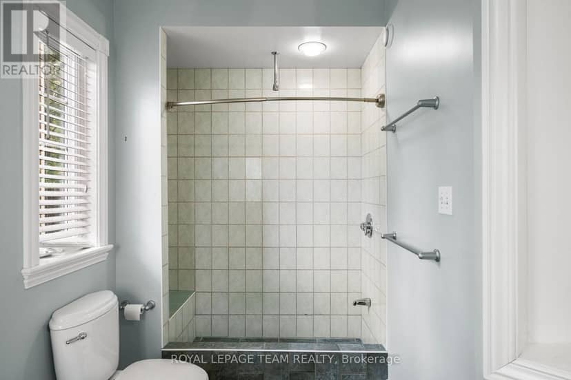 4310 Armitage Avenue — photo 27 of 40