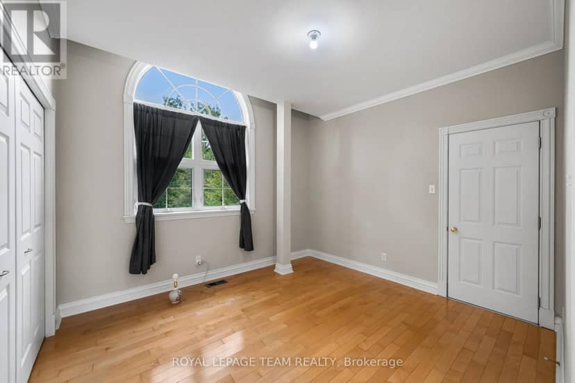 4310 Armitage Avenue — photo 32 of 40