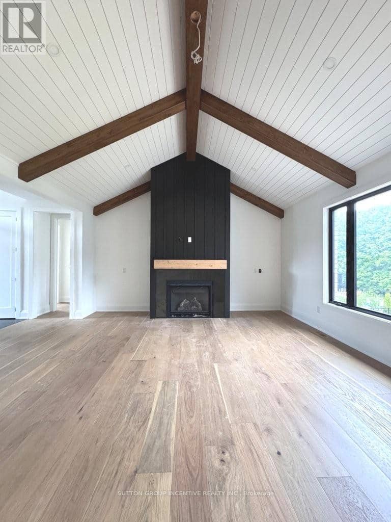 5 Jean Miller Court — photo 3 of 26