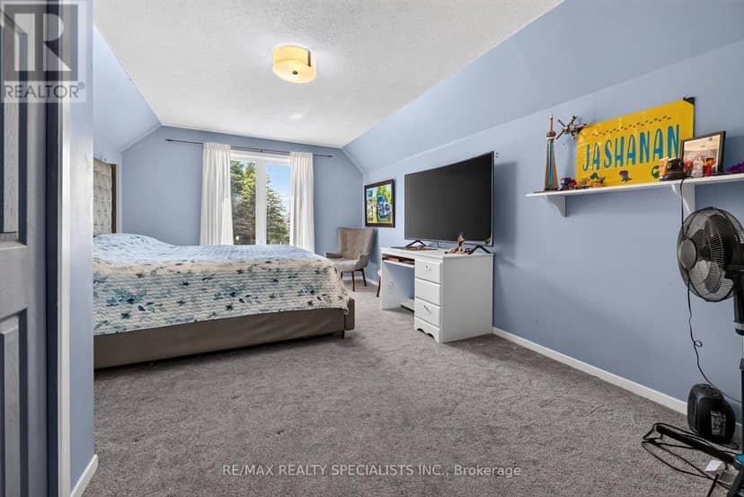 120 North Shore Road — photo 38 of 40