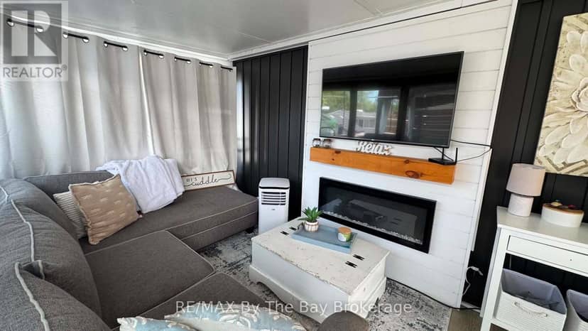 420 - 225 Platten Boulevard, Scugog, photo 8