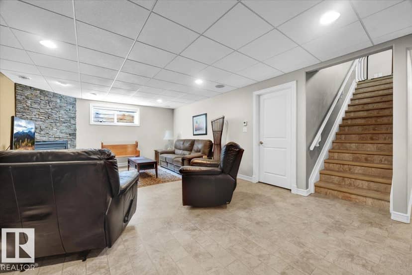 928 Thompson Pl NW — photo 33 of 40