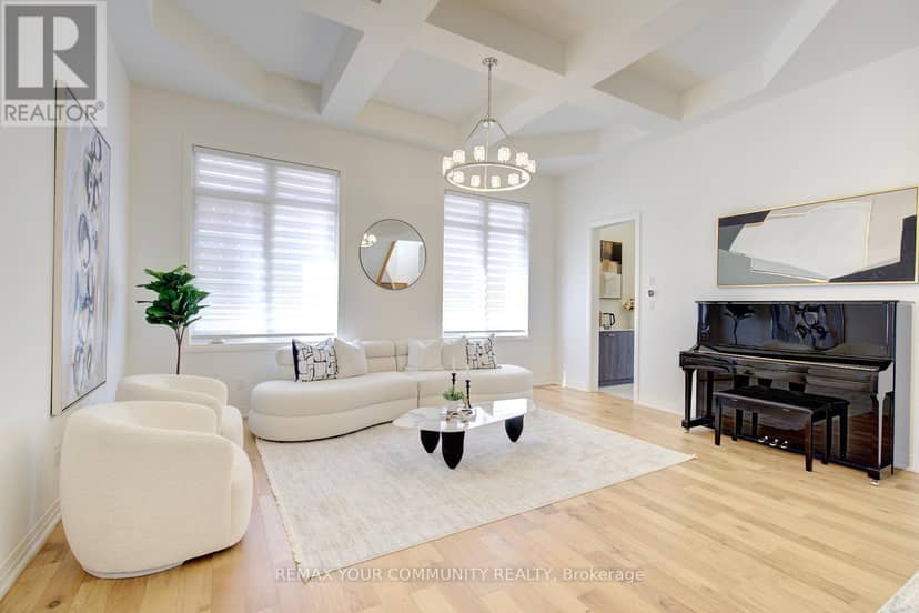 96 Bond Crescent — photo 31 of 40