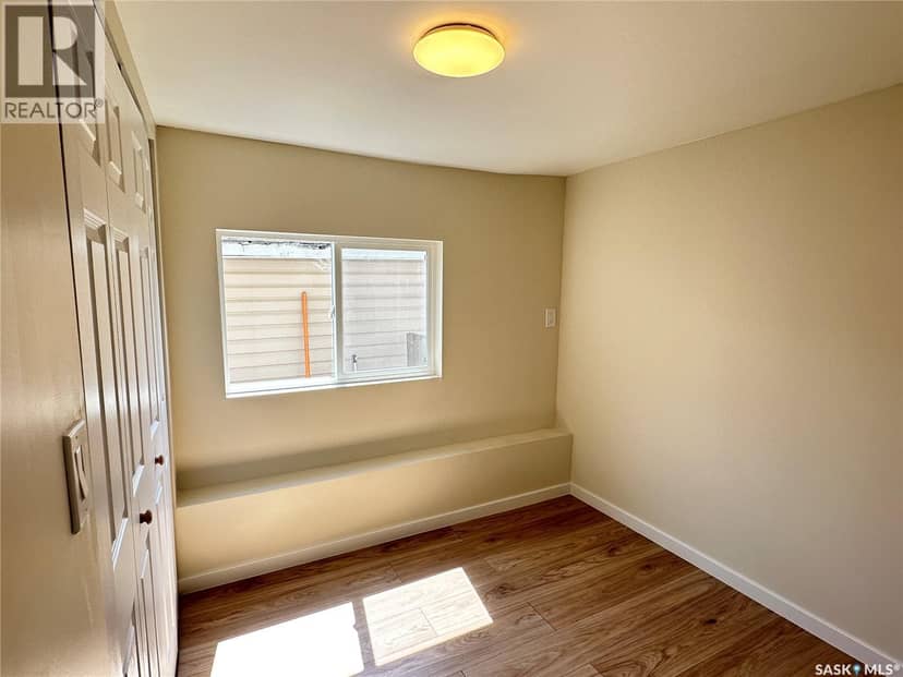 7 321 Dunlop STREET — photo 18 of 29