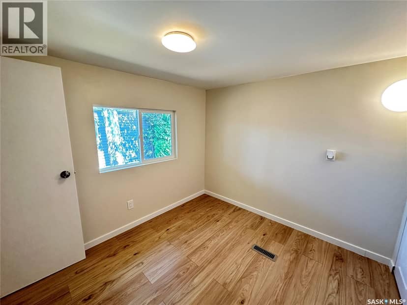 7 321 Dunlop STREET — photo 20 of 29