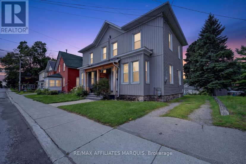88 Brockville Street — photo 1 of 40