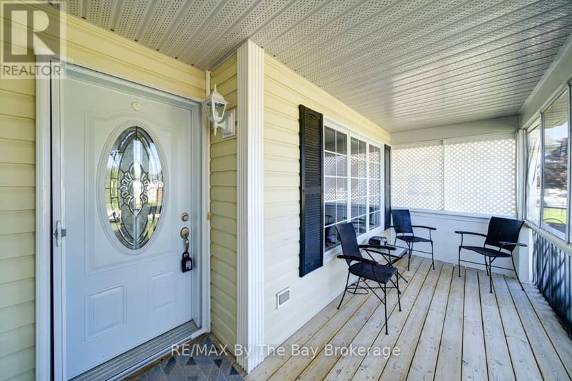 6 Illinois Crescent — photo 6 of 40