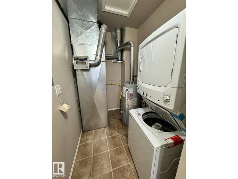 #28 2508 Hanna Cr NW — photo 13 of 16