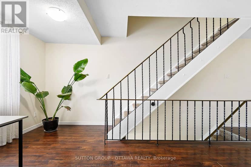 39 - 1803 Axminster Court — photo 12 of 40