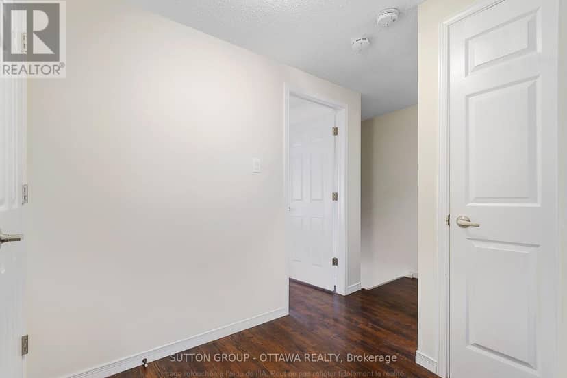 39 - 1803 Axminster Court — photo 18 of 40