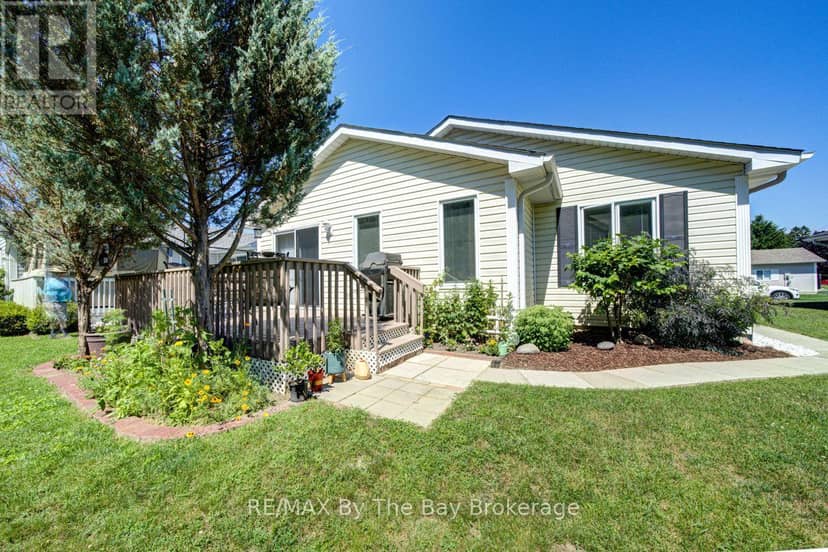 6 Illinois Crescent — photo 27 of 40