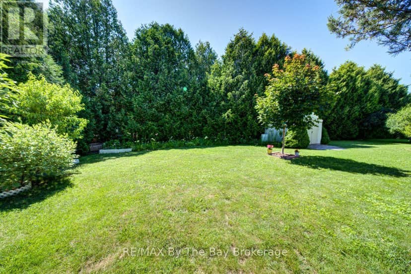 6 Illinois Crescent — photo 31 of 40