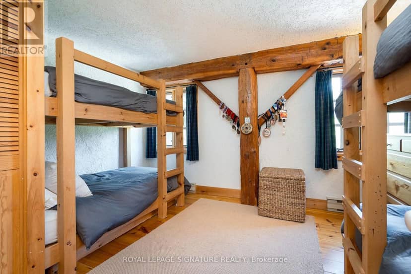 22 Newton Way — photo 26 of 40