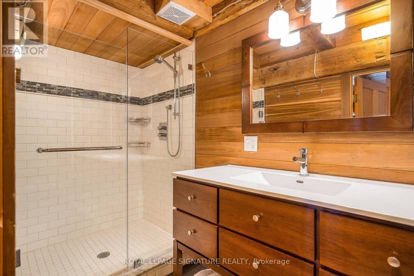 22 Newton Way — photo 36 of 40