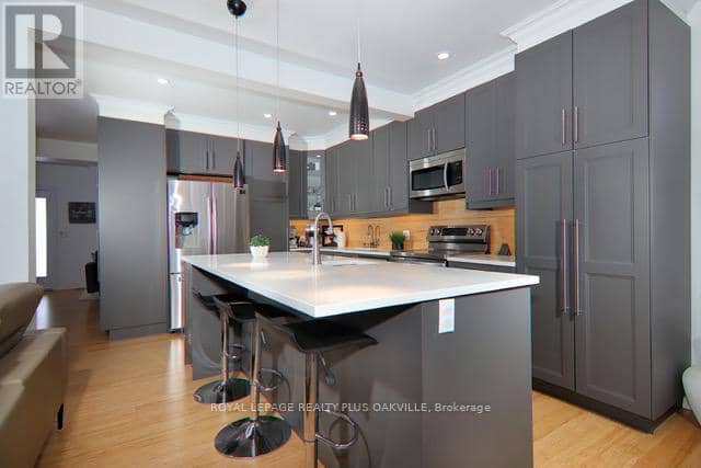 318 Beachview Avenue — photo 11 of 40