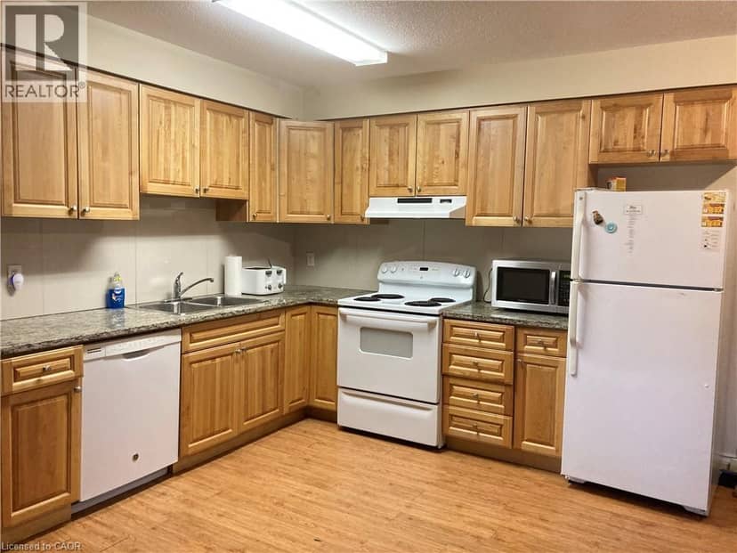 392 ALBERT Street Unit# 302 — photo 5 of 21