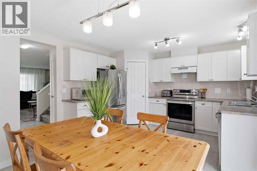 9 Ross Place — photo 15 of 40