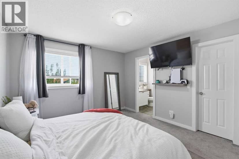 9 Ross Place — photo 23 of 40