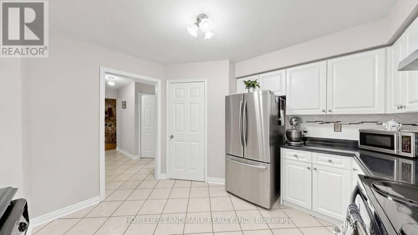 2590 Ambercroft Trail — photo 18 of 40