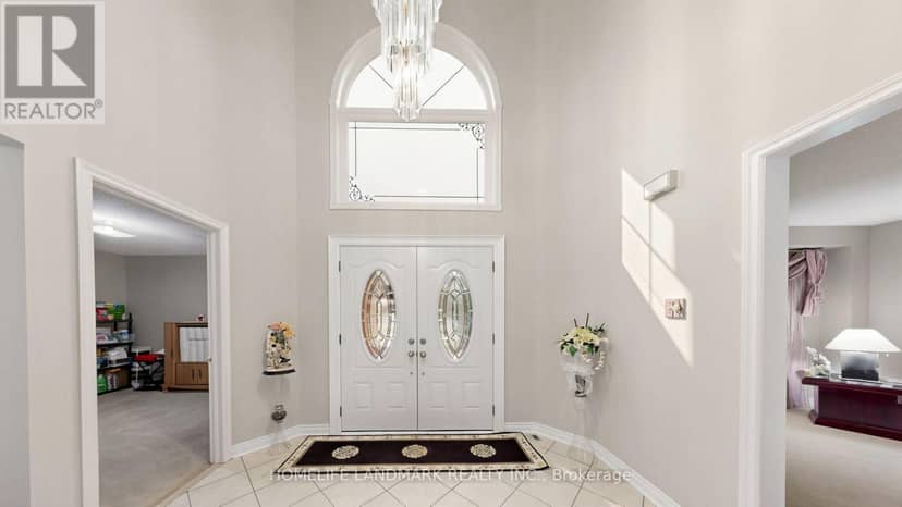 2590 Ambercroft Trail, Mississauga, photo 4
