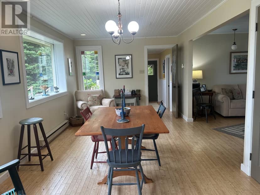 32 Mill Road — photo 23 of 40