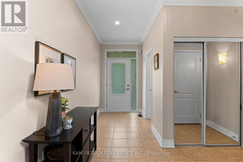 899 Pickersgill Crescent, Milton, photo 4