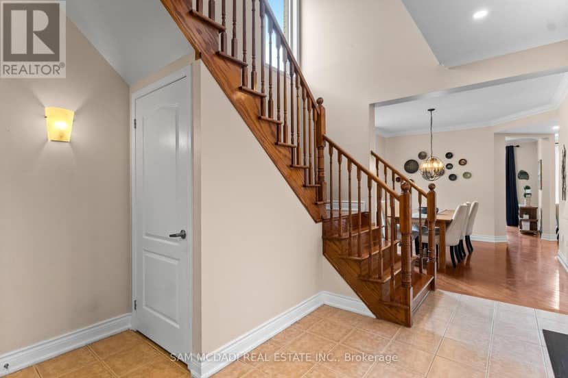 899 Pickersgill Crescent, Milton, photo 7