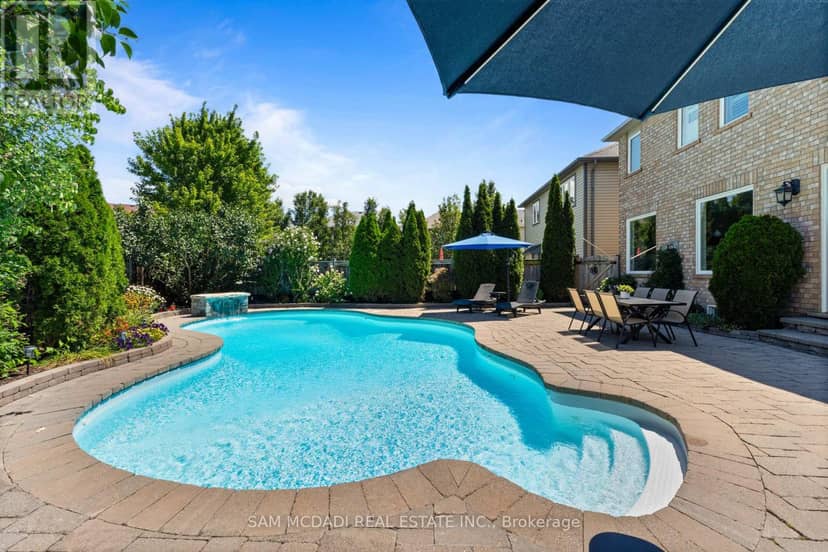 899 Pickersgill Crescent — photo 38 of 40