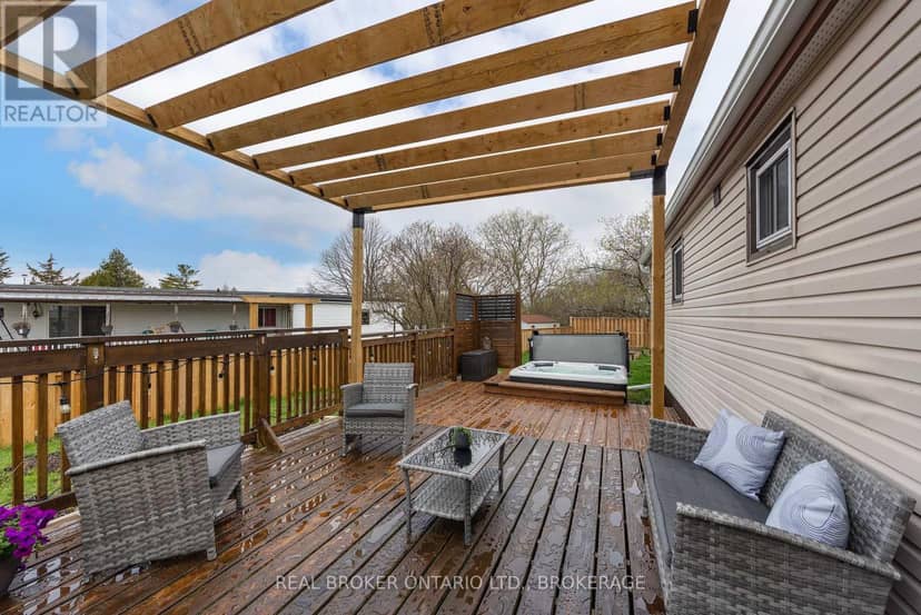 11 Hermes Drive — photo 31 of 37