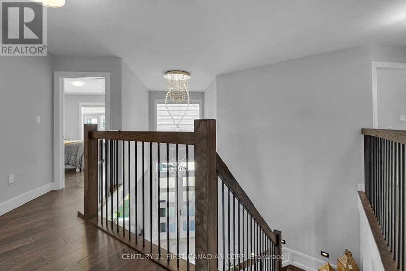 3373 Regiment Road — photo 23 of 40