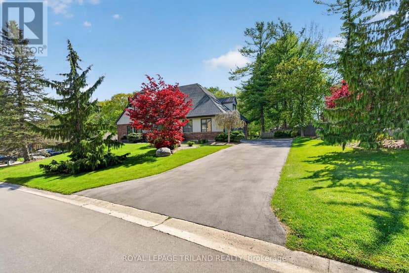 83 Blackburn Crescent, Middlesex Centre, photo 2