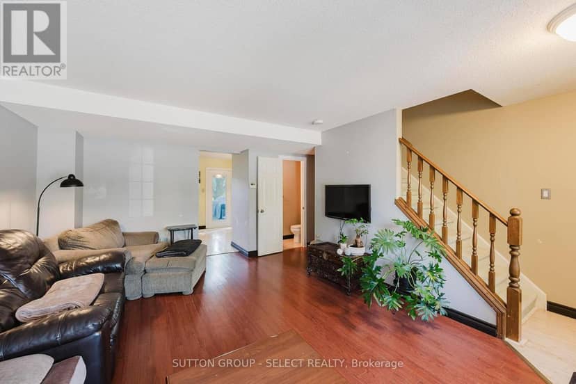 11 - 151 Martinet Avenue — photo 3 of 22