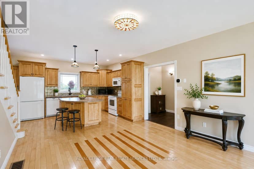 960 Lawson Road — photo 16 of 40