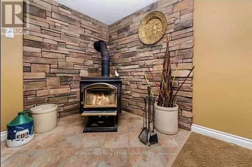 960 Lawson Road — photo 21 of 40