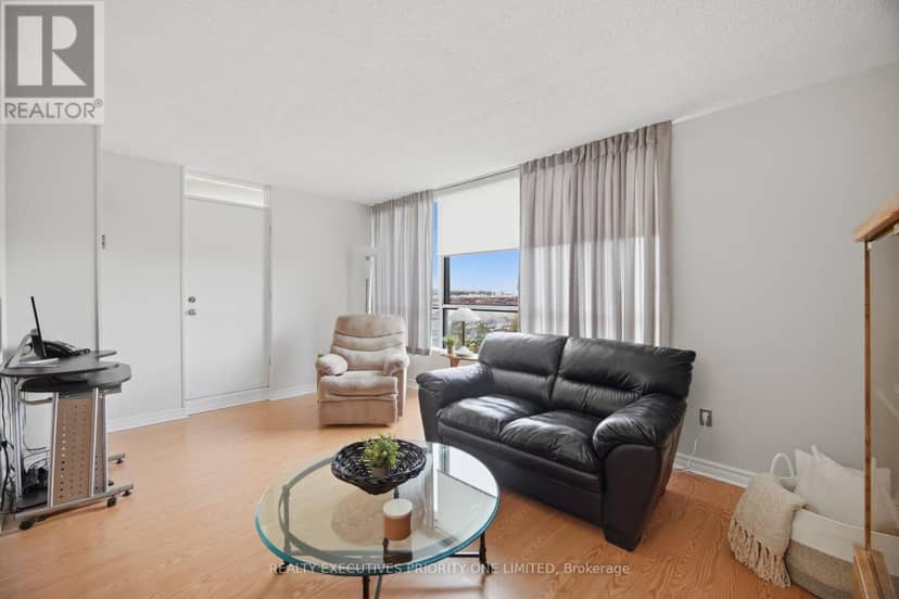 1013 - 10 Martha Eaton Way — photo 15 of 34