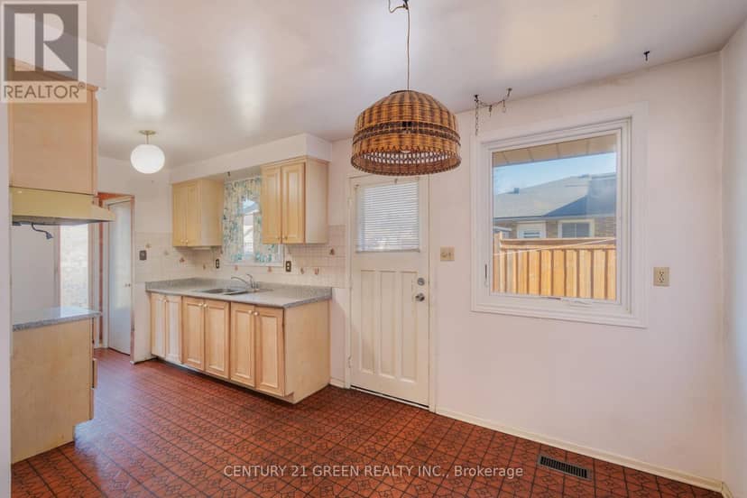729 West 5th Street — photo 14 of 39