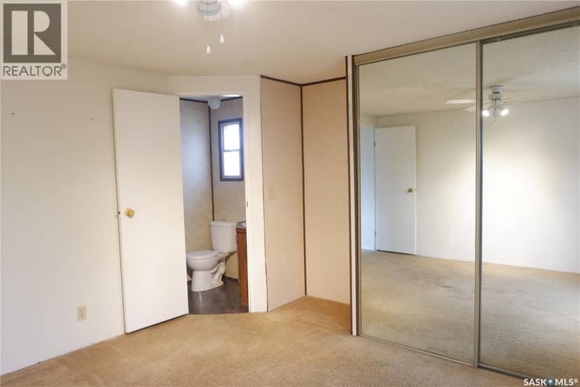 67 Sunrise ESTATES — photo 9 of 32