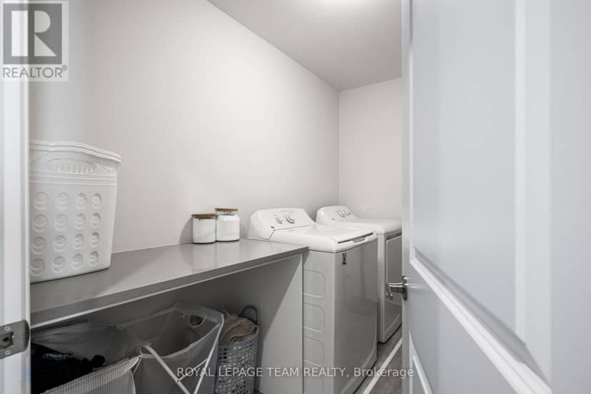 800 Solarium Avenue — photo 22 of 29