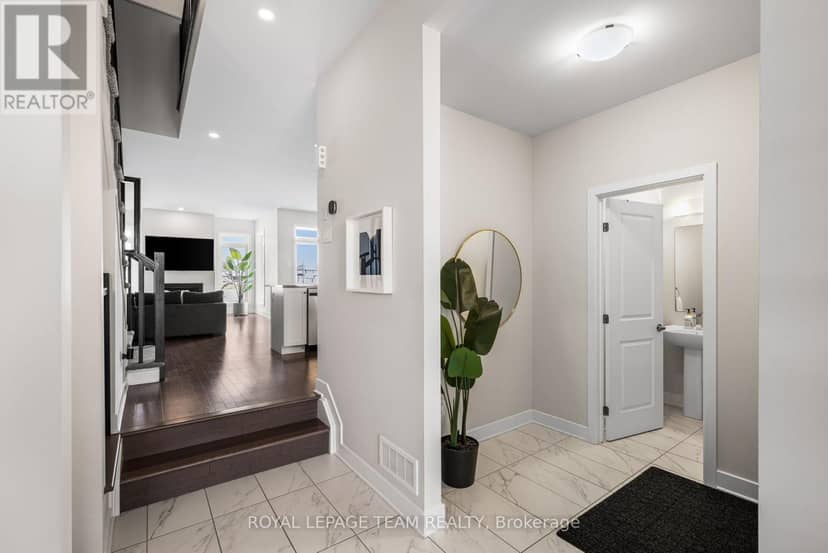 800 Solarium Avenue — photo 4 of 29