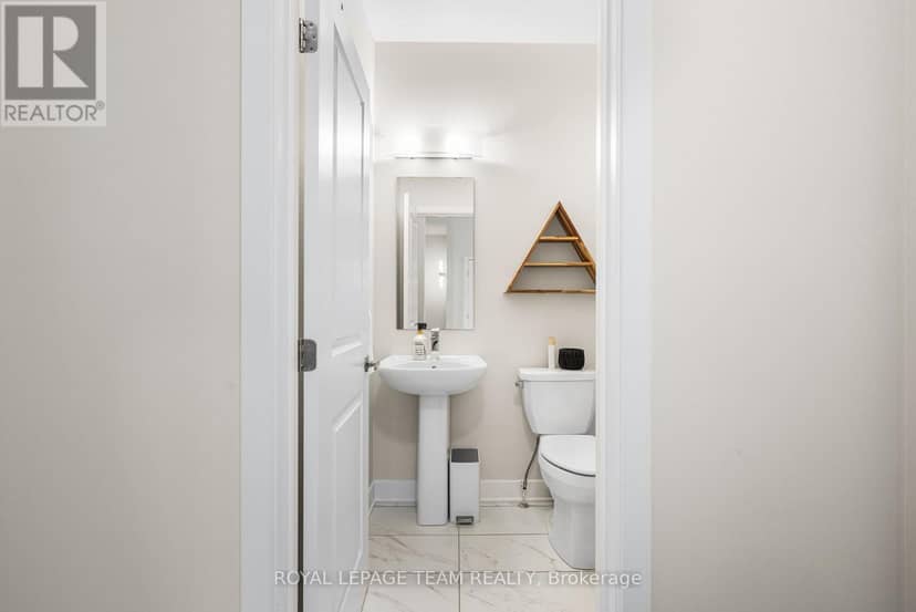 800 Solarium Avenue — photo 5 of 29