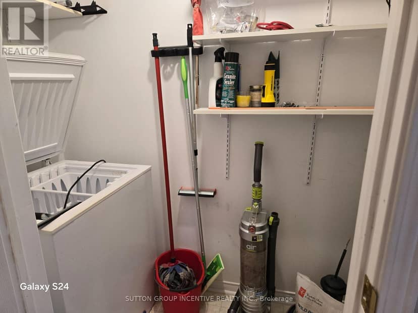 36 Weeping Willow Drive — photo 15 of 16