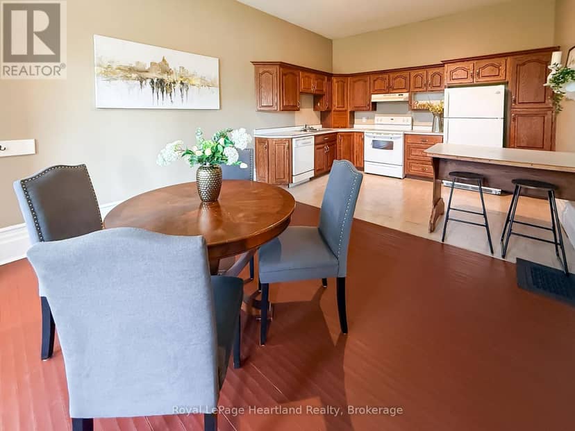 190 Albert Street, Central Huron, photo 8