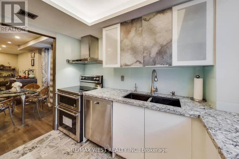 21 Dundonald Street — photo 6 of 20