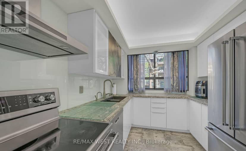 21 Dundonald Street — photo 7 of 20