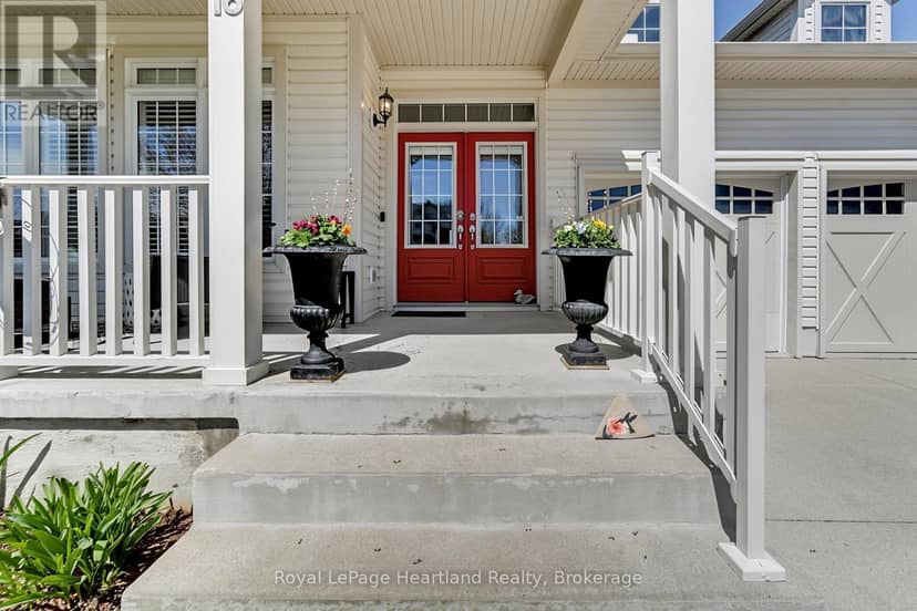16 Macpherson Avenue, Huron East, photo 3