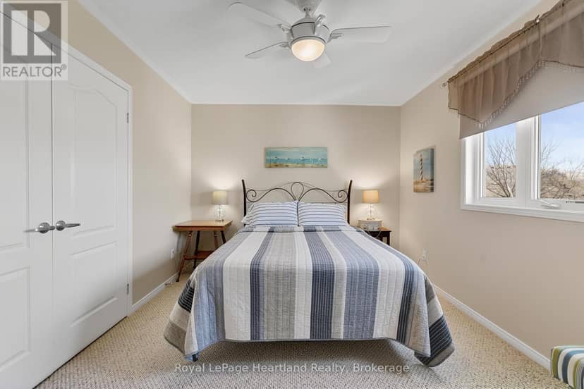 16 Macpherson Avenue — photo 35 of 40