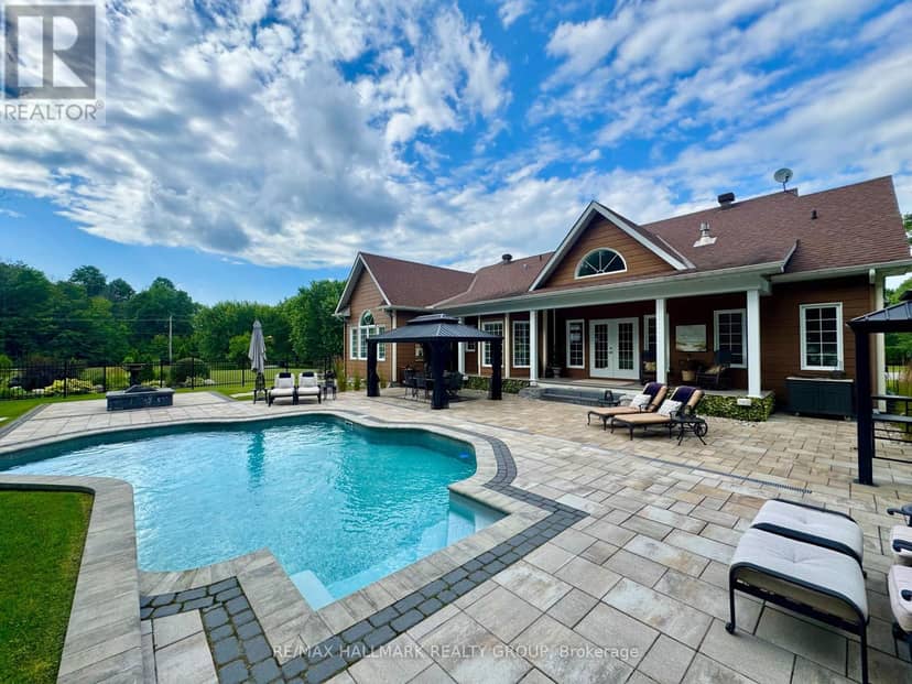 24 Radstock Lane, Champlain, photo 3
