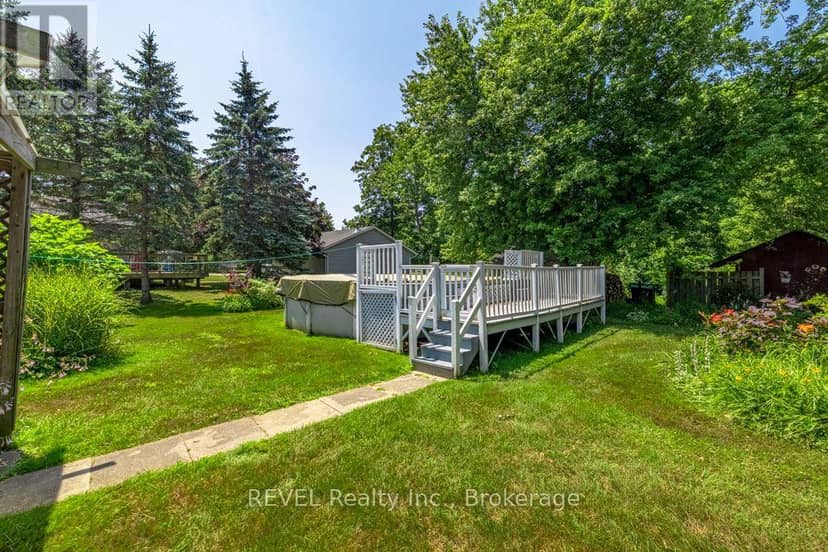 247 Nicolas Road — photo 28 of 33