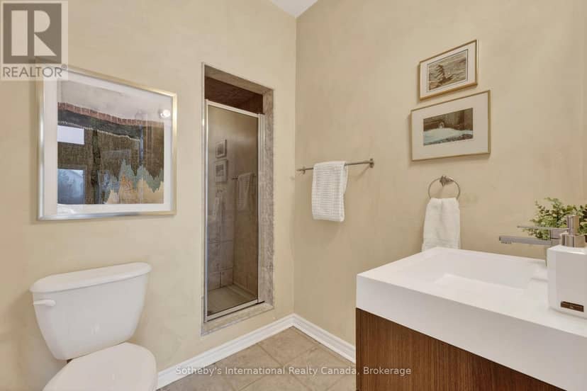 10 - 110 Kellie's Way — photo 31 of 40